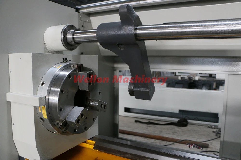 horizontal CNC Pipe Threading Lathe QK1319 oil country Machine tool with Big spindle bore and double chuck