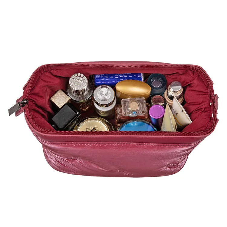 Fashion Down Cotton Cosmetic Bag Waterproof Pu Leather Custom Towel Embroidered Letter Make Up Bag