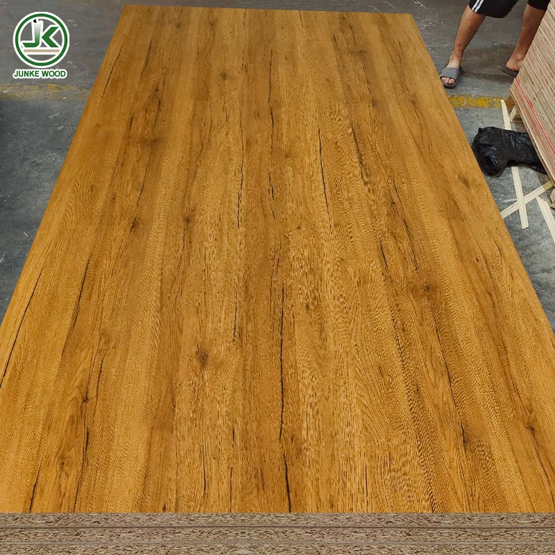 high quality 18mm white high gloss melamine Particle board melamine chipboard panel for sale