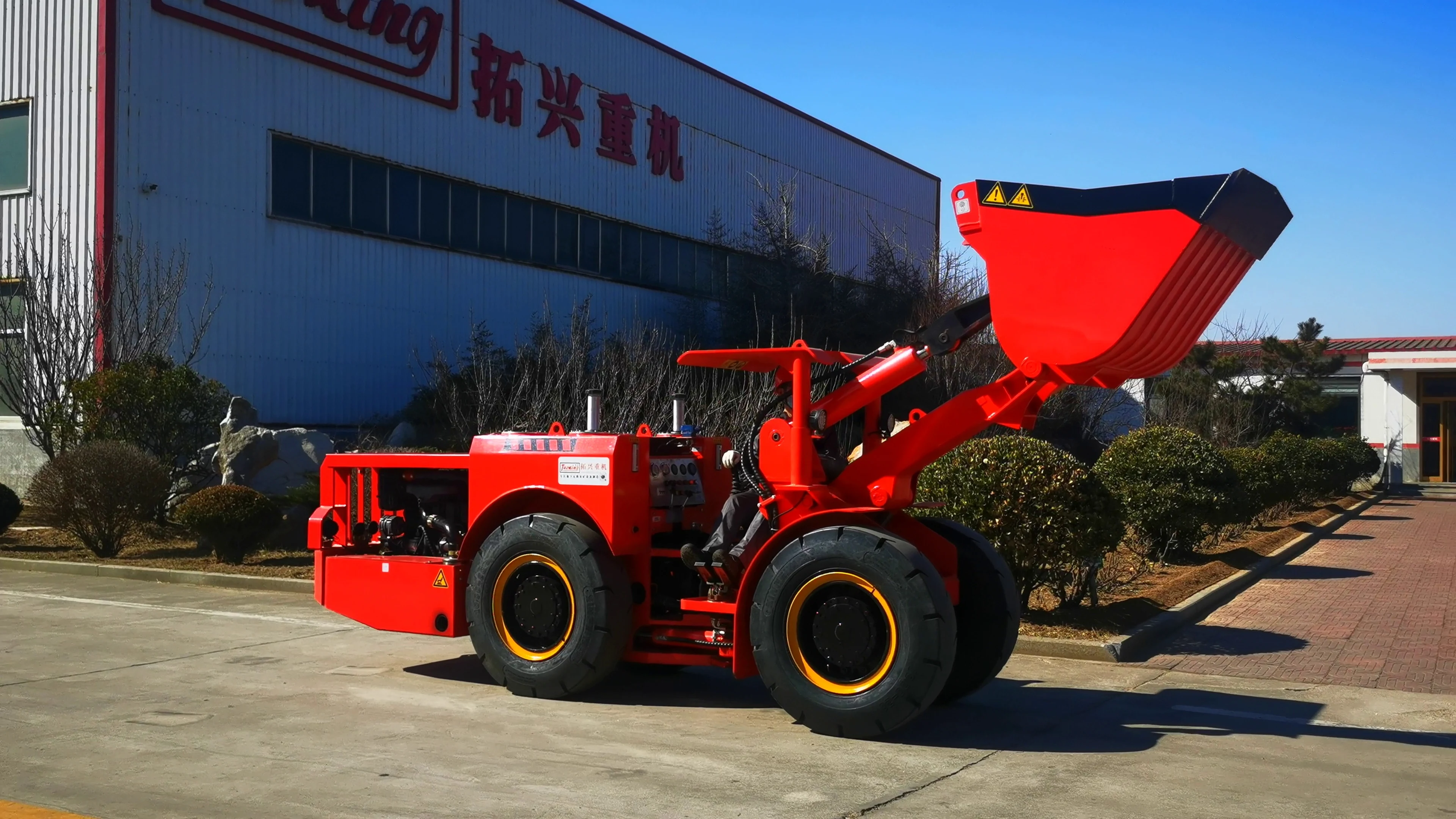 Shandong Tuoxing Underground Lhd 6.0 Diesel With Kessler D106 Axle Scooptram Underground Loader