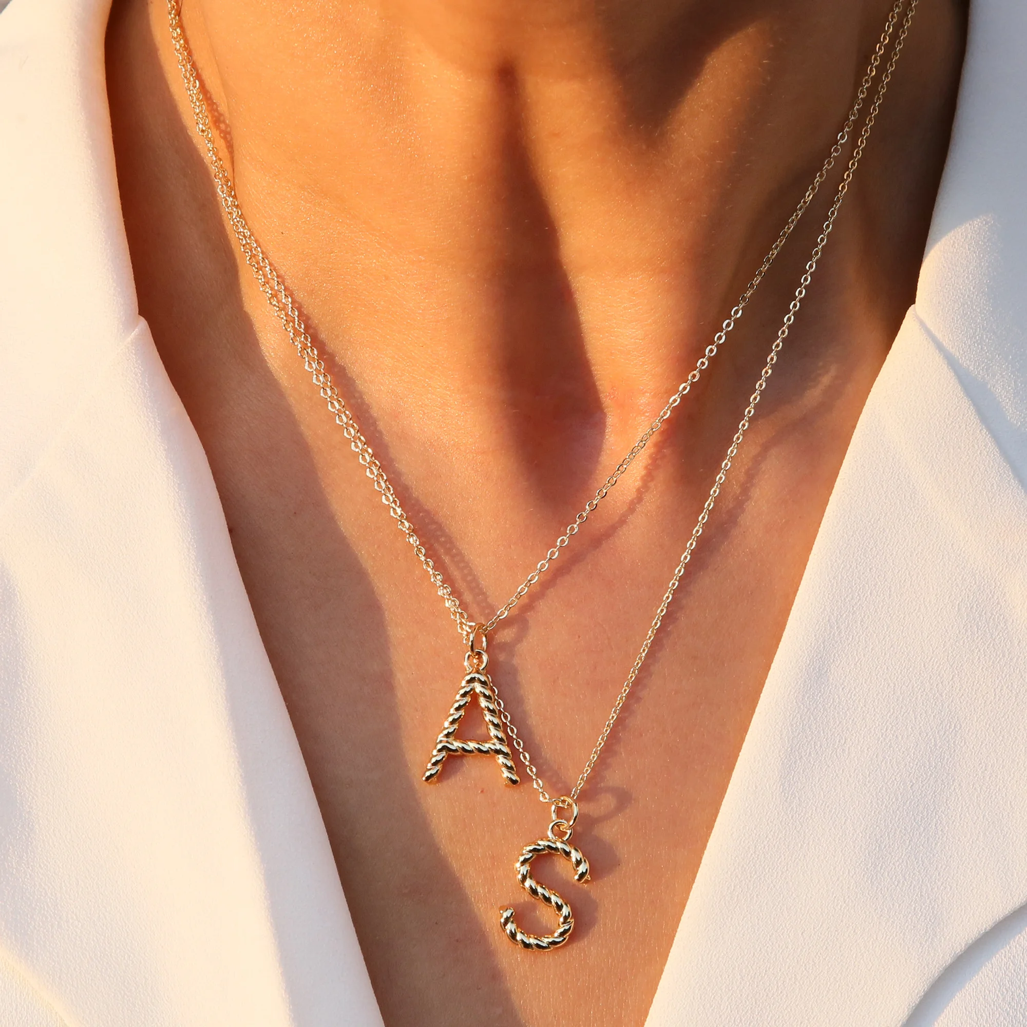 Brass Twist Initial Necklace Fashion Jewelry Letter Pendants For Necklace Couples Gold Necklace Women Men