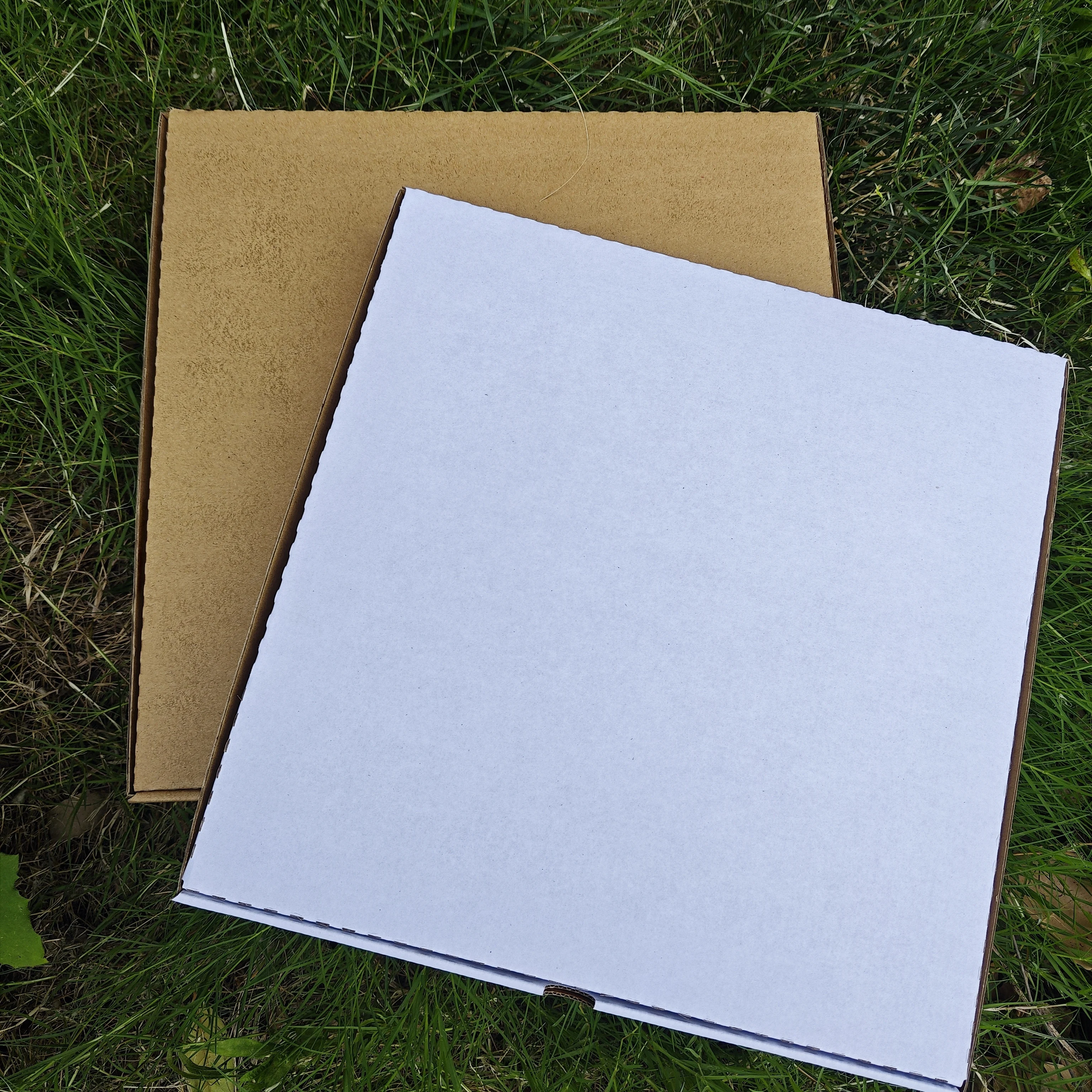 Pizza Boxes Corrugated Biodegradable Pizza Box Food Grade  6 8 9 10 12 14 16 20 Inches Packing Material Logo Customized