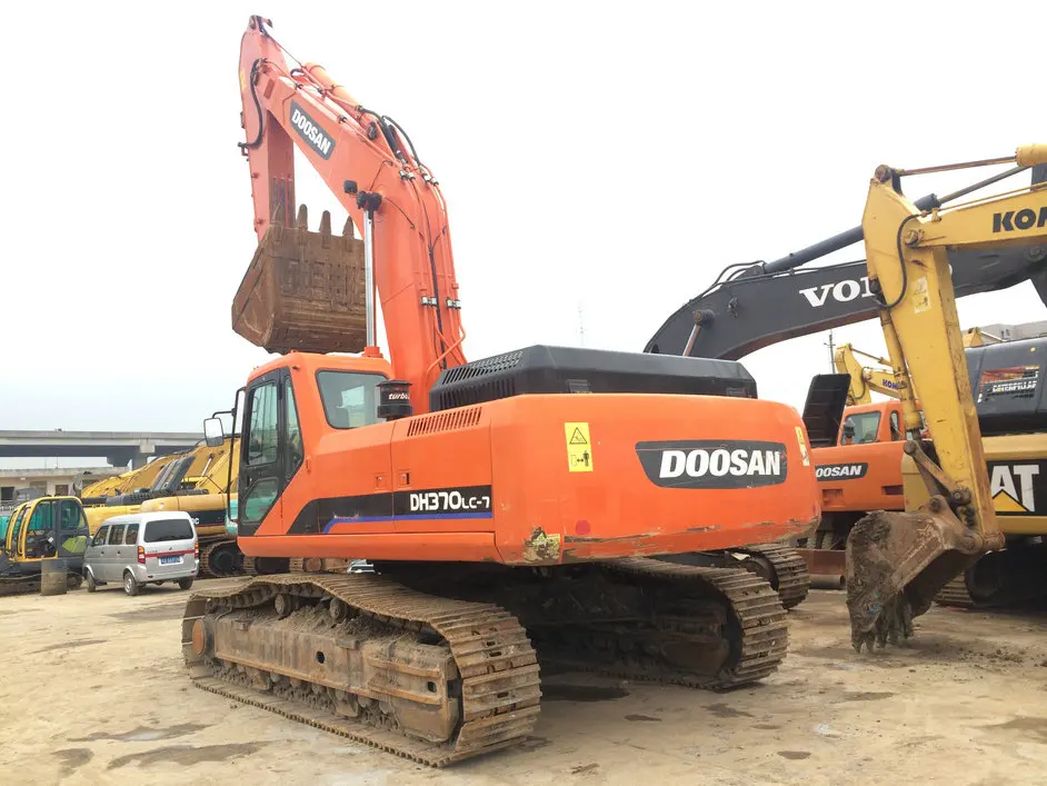 Лидер продаж подержанный экскаватор DH370 хорошее состояние большой 37 тонн использованный DH370-7 по низкой цене
