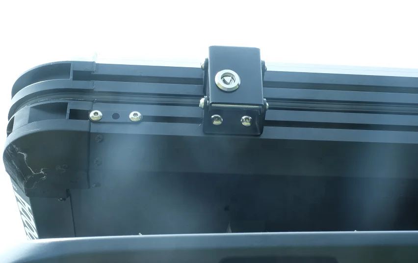 2-Person Aluminum Honeycomb Car Roof Tent for Camping 45MM Non-Deformable Sponge Pad Included