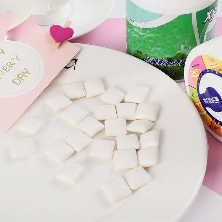 
factory price 1.4 g pillow shape Bulk packing customized xylitol sour mint flavor chewing gums 