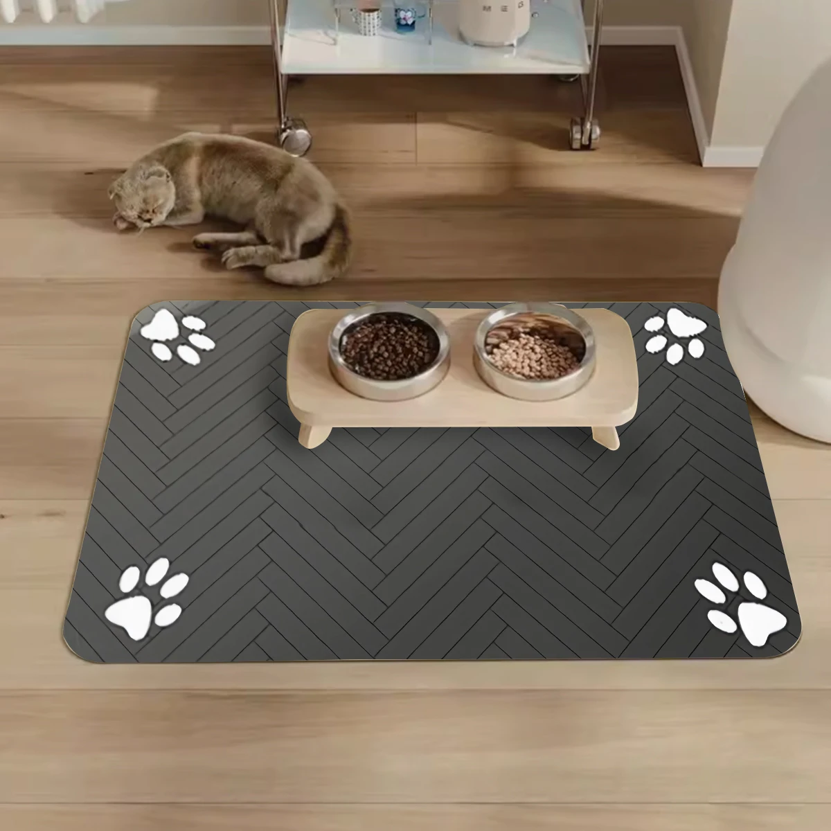 Easy to clean silicone waterproof bowl non-slip pet dog cat feeding bowl mat Silicone pet feeding mat various styles