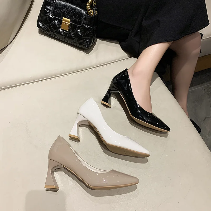 Wholesale pointy toe ladies designer shoes block heel shoes mary jane shoes woman