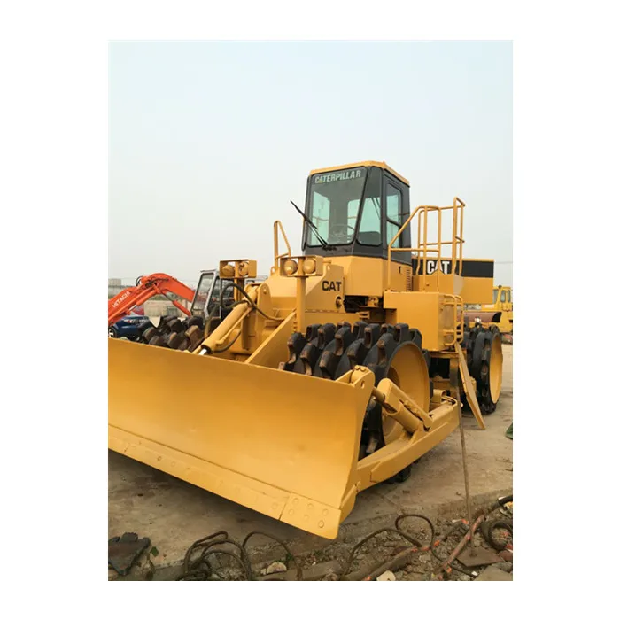 Б/у уплотнитель для свалок Cat 815B erpillar в сильном рабочем состоянии
