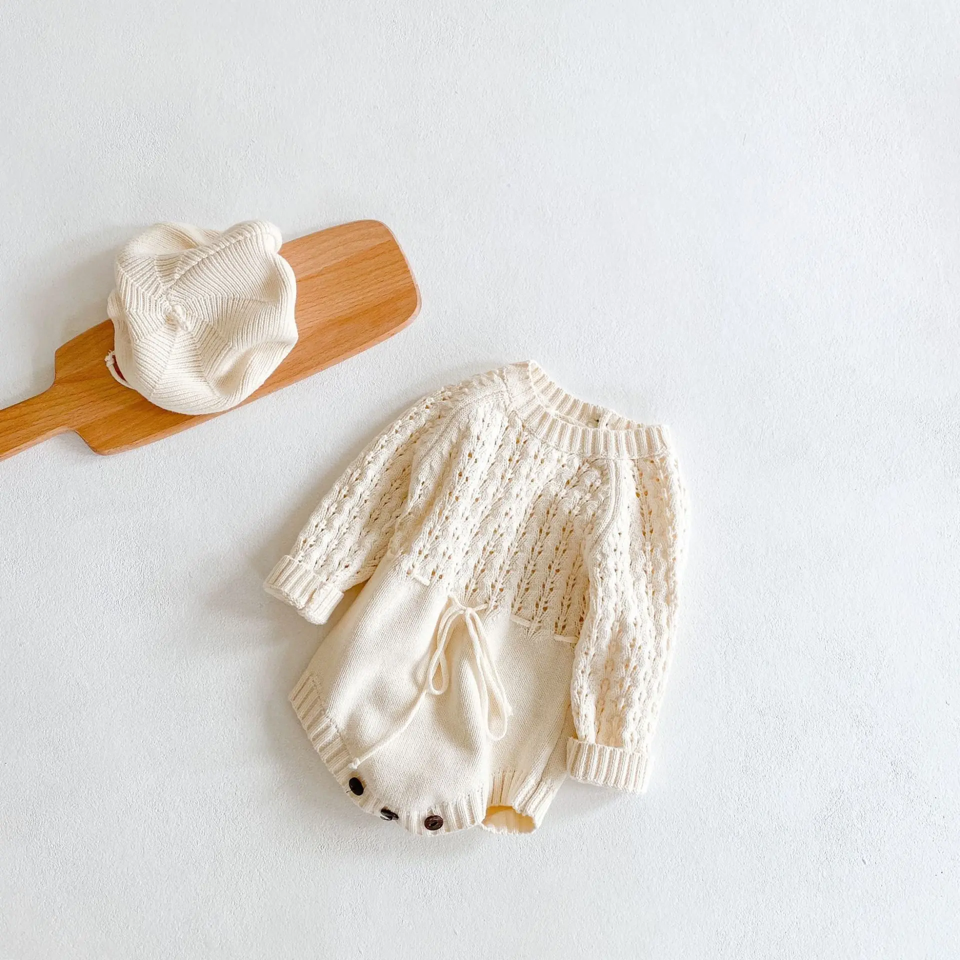 Spring Autumn Baby Girl Baby Knitted Hollow Waist Long-sleeved Romper Triangle Jumpsuit