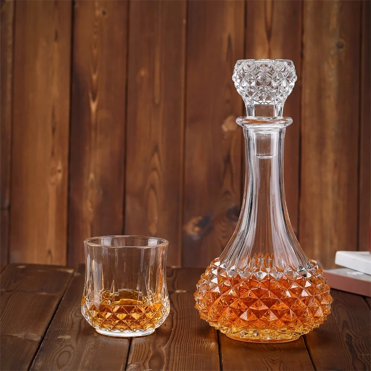 4 Liquor Glasses With Glass Decanter Set Whiskey Decanter Set