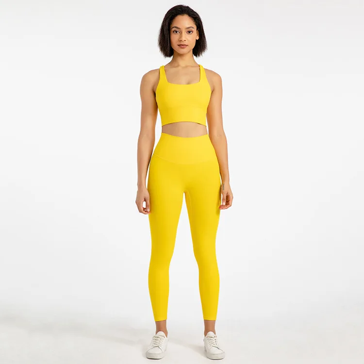 New Arrival Superior Quality Soft Fabric Custom Logo Two Piece Women Activewear Set