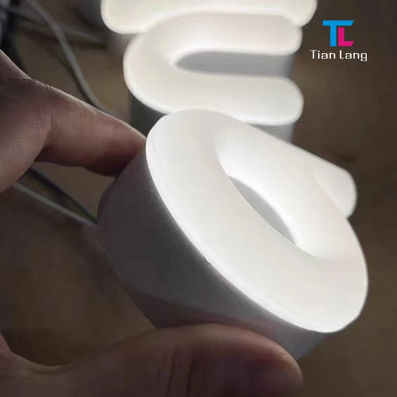 Manufacturer Custom Outdoor Popular 3D Illuminated Store Advertising Letter Logo Signs Led Backlit Channel Letter Sign