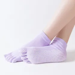 Wholesale Breathable Rainbow 5 Finger Socks Pillates Women Non-slip Toe Grip Yoga Socks