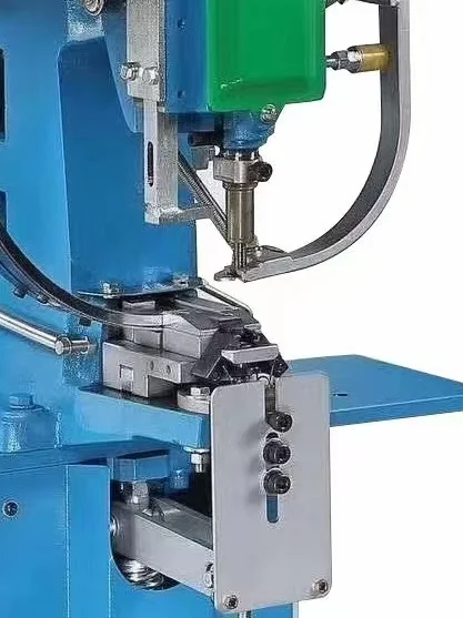 Leather Canvas Automatic Eyelet Machine