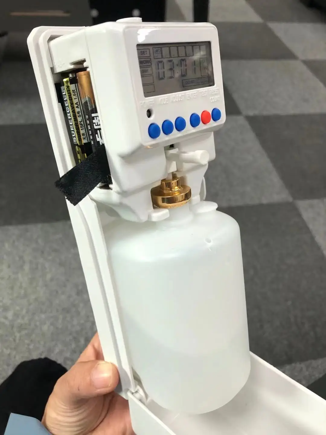 High quality wall mounted hotel Automatic Water type oil diffuser fragrance spray dispenser