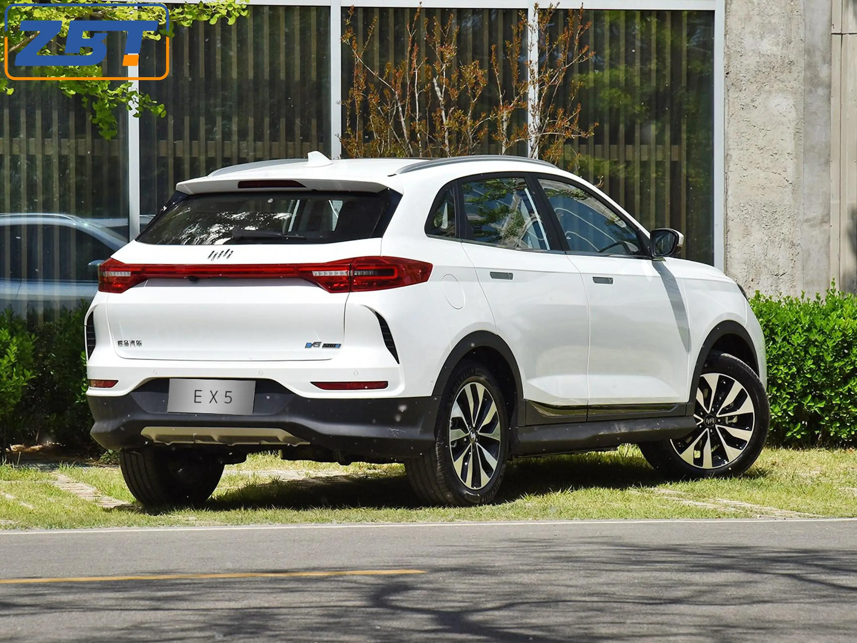 Китай зеленый ev Электрический лимузин средний термометр EX5 NEDC 403 км 4x2 FWD пассажирский автомобиль дешево
