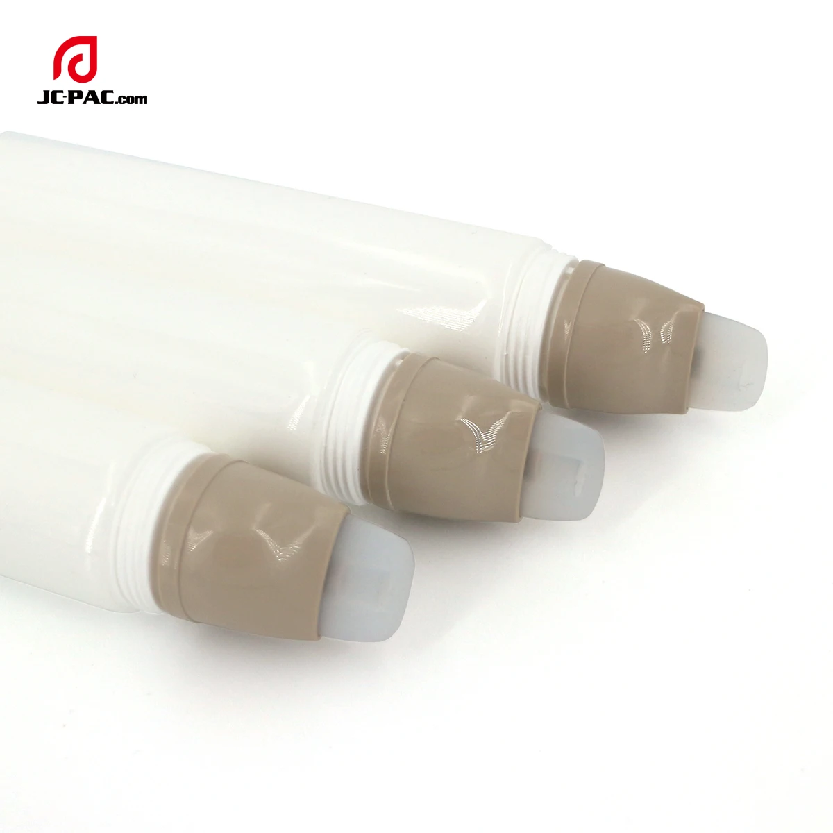 50ml Cosmetic Plastic Soft Tube with Silicon Brush Applicator Squeeze Tube For Facial Cleanser