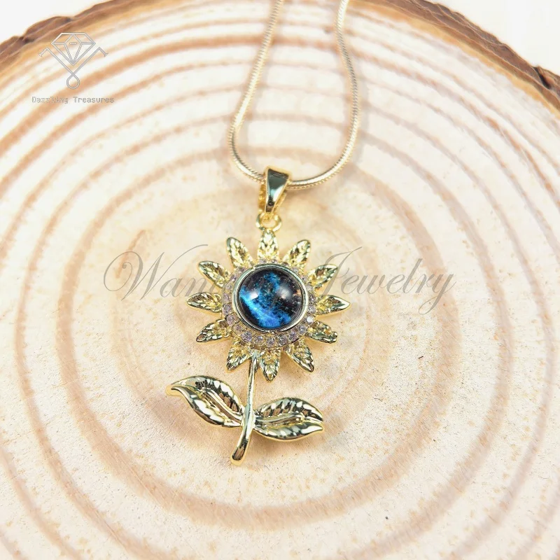 XK020 Fashion Sunflower Jewelry Pendants For Women Starry Sky Necklace 18K Gold Plated Copper Universe Planet Zircon Necklaces