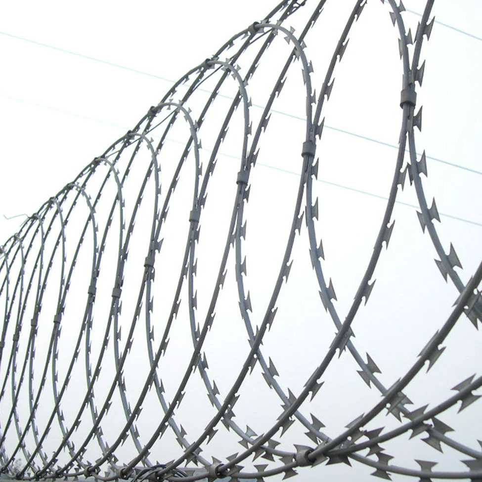 Concertina Wire Poland 900mm Coil Thermal BTO-22 Stainless Steel Concertina Razor Barbed Wire