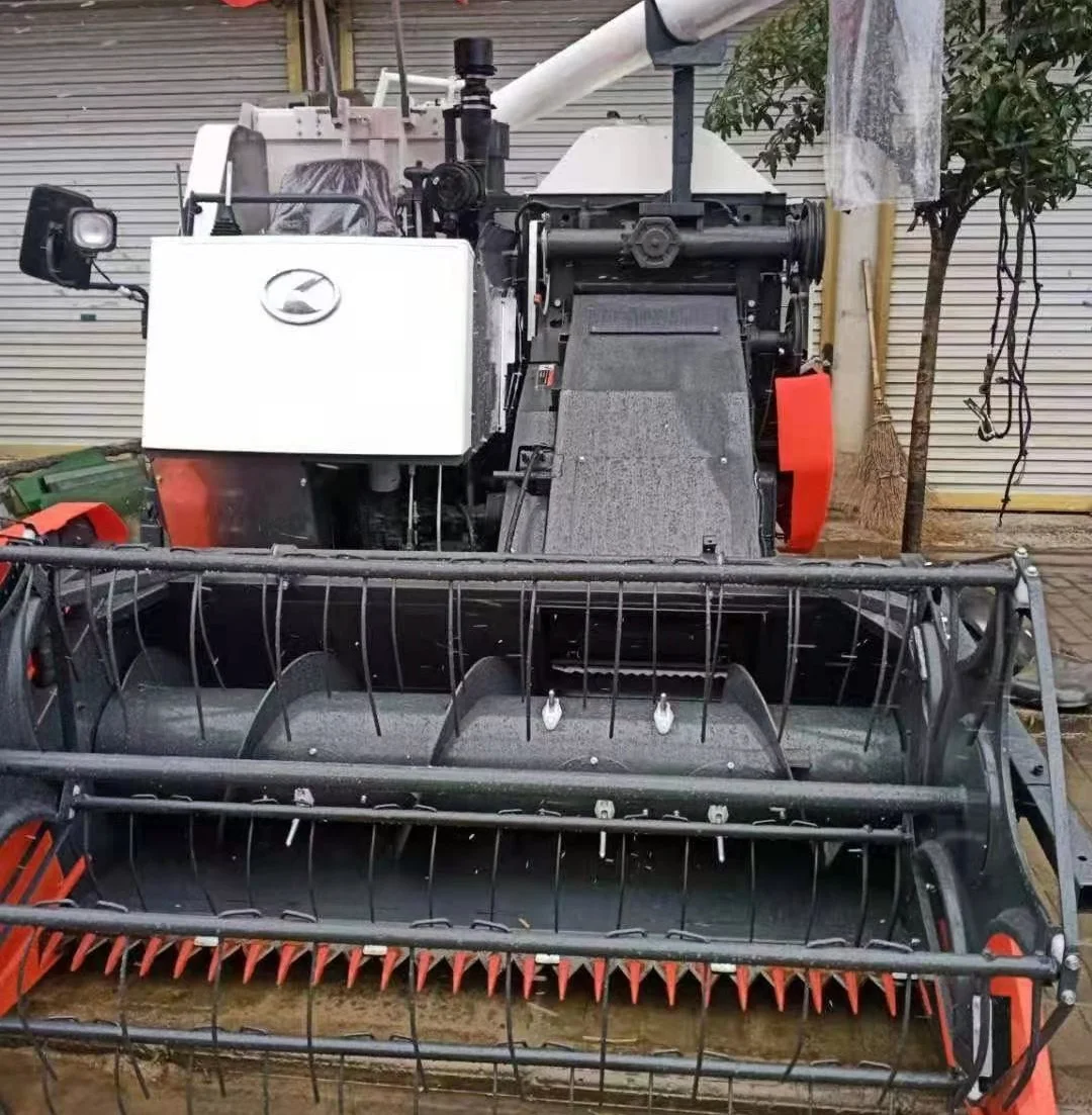  Бывший в употреблении рисоуборочный комбайн kubota harvetser японский бренд 90%