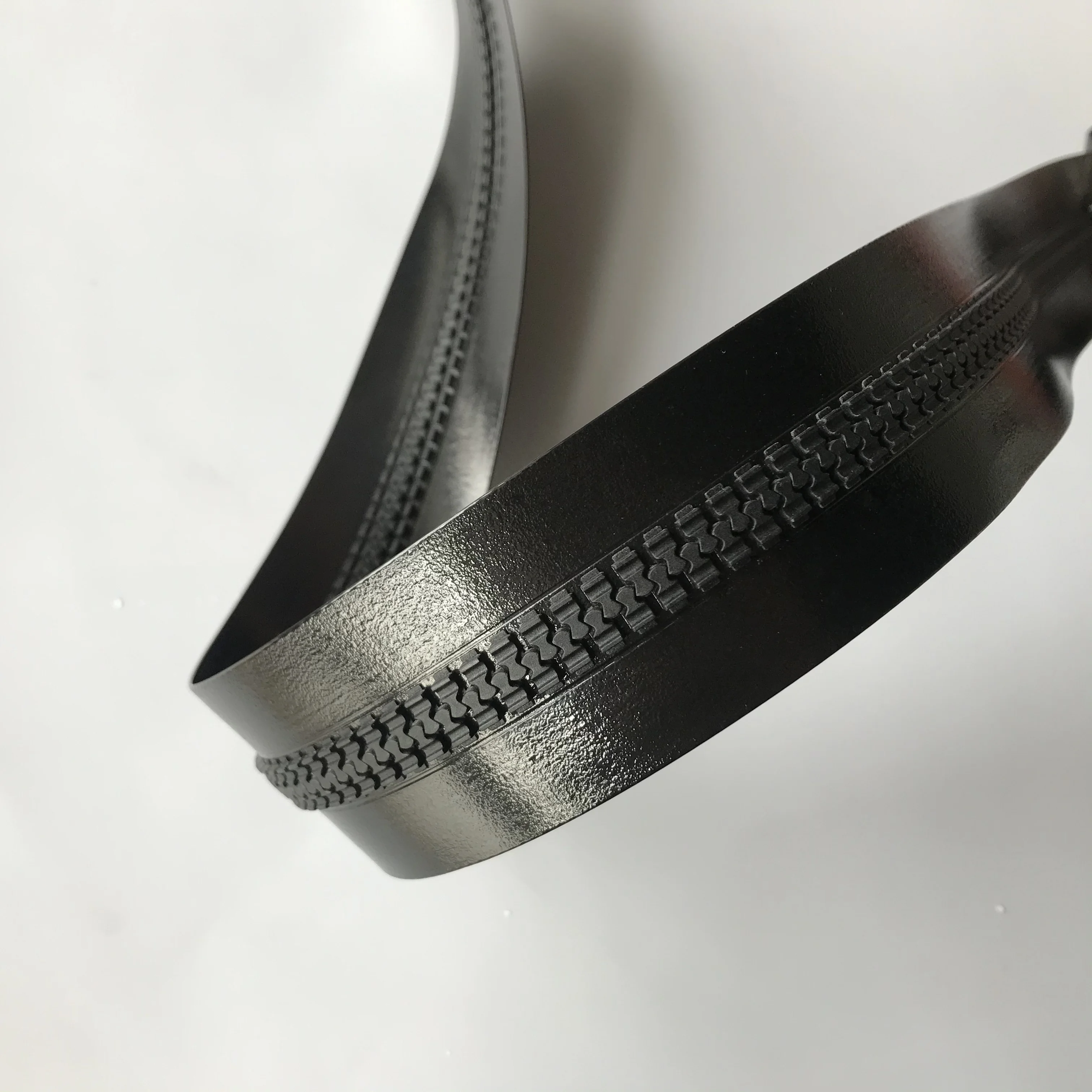 #10 Airtight Waterproof Zippers Resin HF Welding for Isolation Chamber Sealed Capsule 3-4 Meters Customized Heavy Duty Zipper