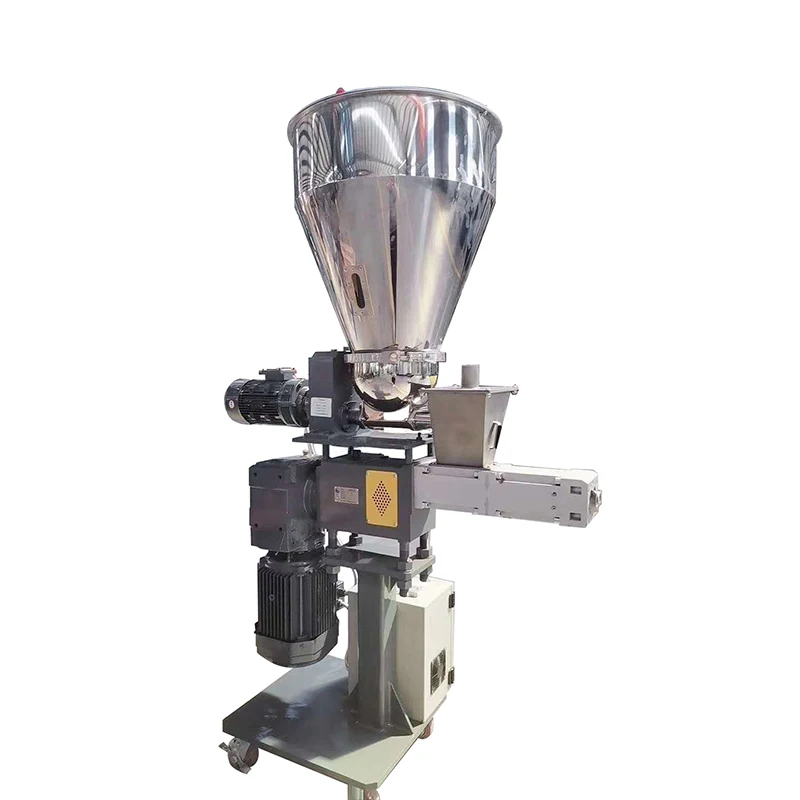 Низкая цена боковая Подающая машина для двухшнекового экструдера