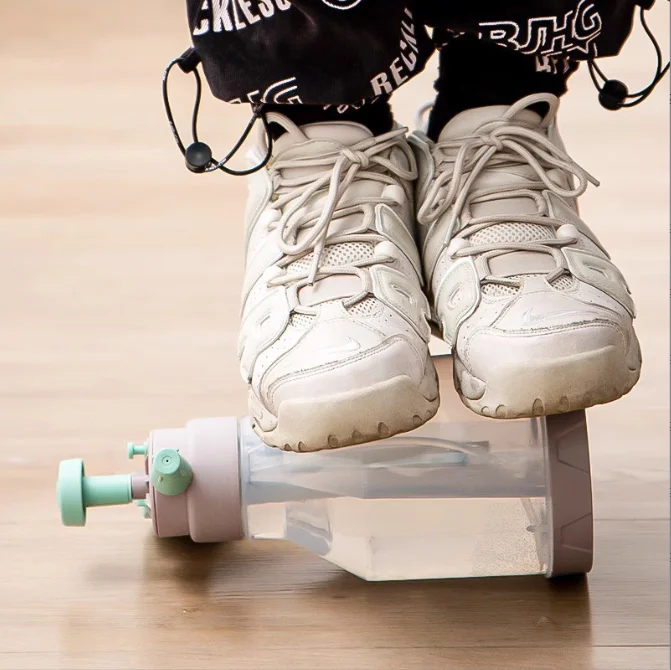 Large capacity gardening household pneumatic automatic air release valve spray bottle pot disinfection spray watering can