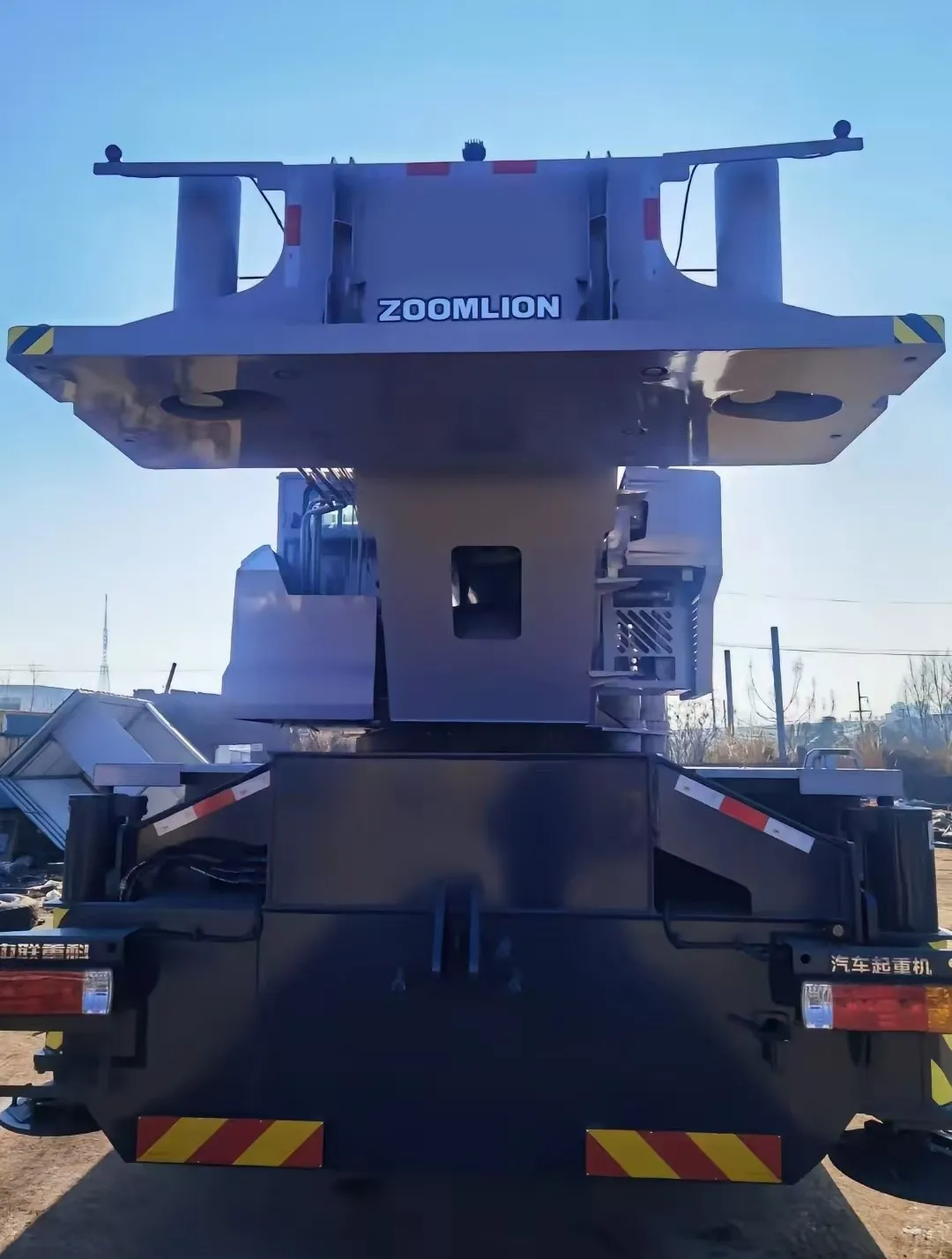 Zoomlion 130-Ton 7-Section Boom Truck Crane   Unmatched Lifting Power