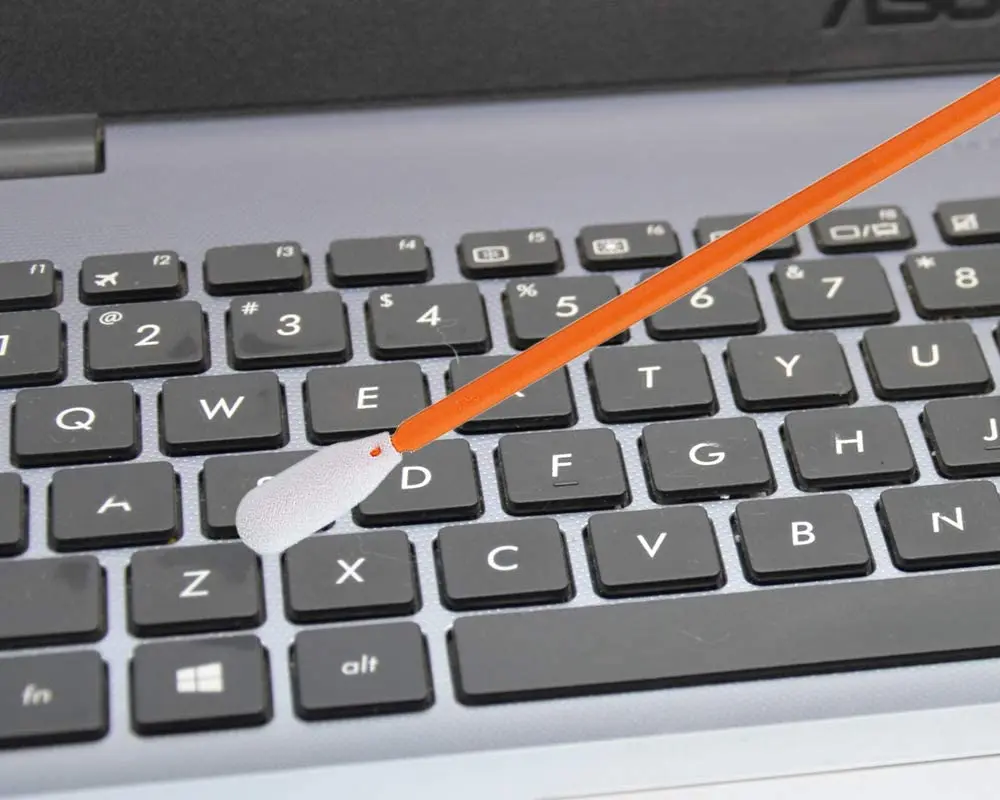 6.42 Inch Cleaning Swabs, Multipurpose Cleanroom Foam Cleaning Swabs Kit for Cameras, Optical Lenses, Crafts, Painting, Guns, Pr