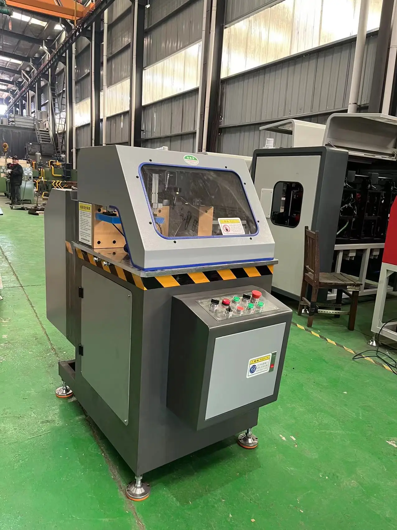 Single Head Knife Cutting Machine PVC/UPVC New Motor Industrial Aluminum Profile Equipment PLC Engine Core Bearing Factory Price