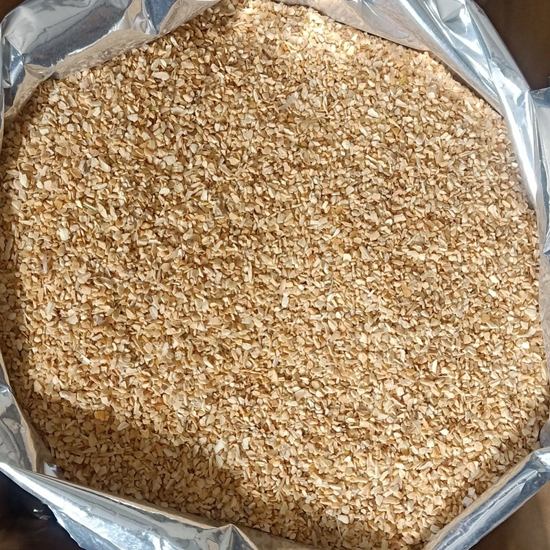 Dried Minced Garlic EU USA Market Garlic Granules 25kg Box Granulated Garlic Factory
