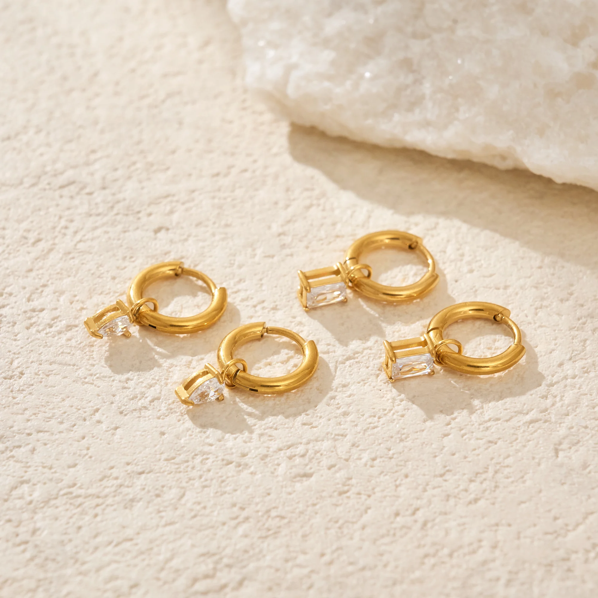 Dazan Winter New HOT 18k Gold Plated Hypoallergenic Stainless Steel Modern Korean Clear Teardrop Zircon Mini Tiny Girl Earrings