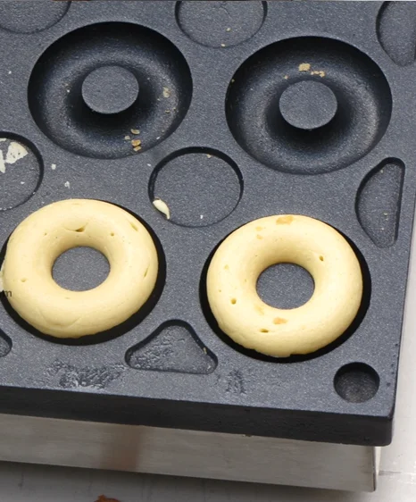 QQ Donut Baker Donut Machine QQ Waffle Baker Commercial Hot Sale