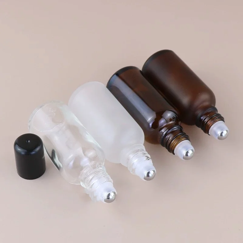 18mm Plastic Cap Perfume Lip Necklace 5ml Amber Bottles 30ml 50ml 15ml Roller Bottle With Metal Roller Ball Crystals For Oils