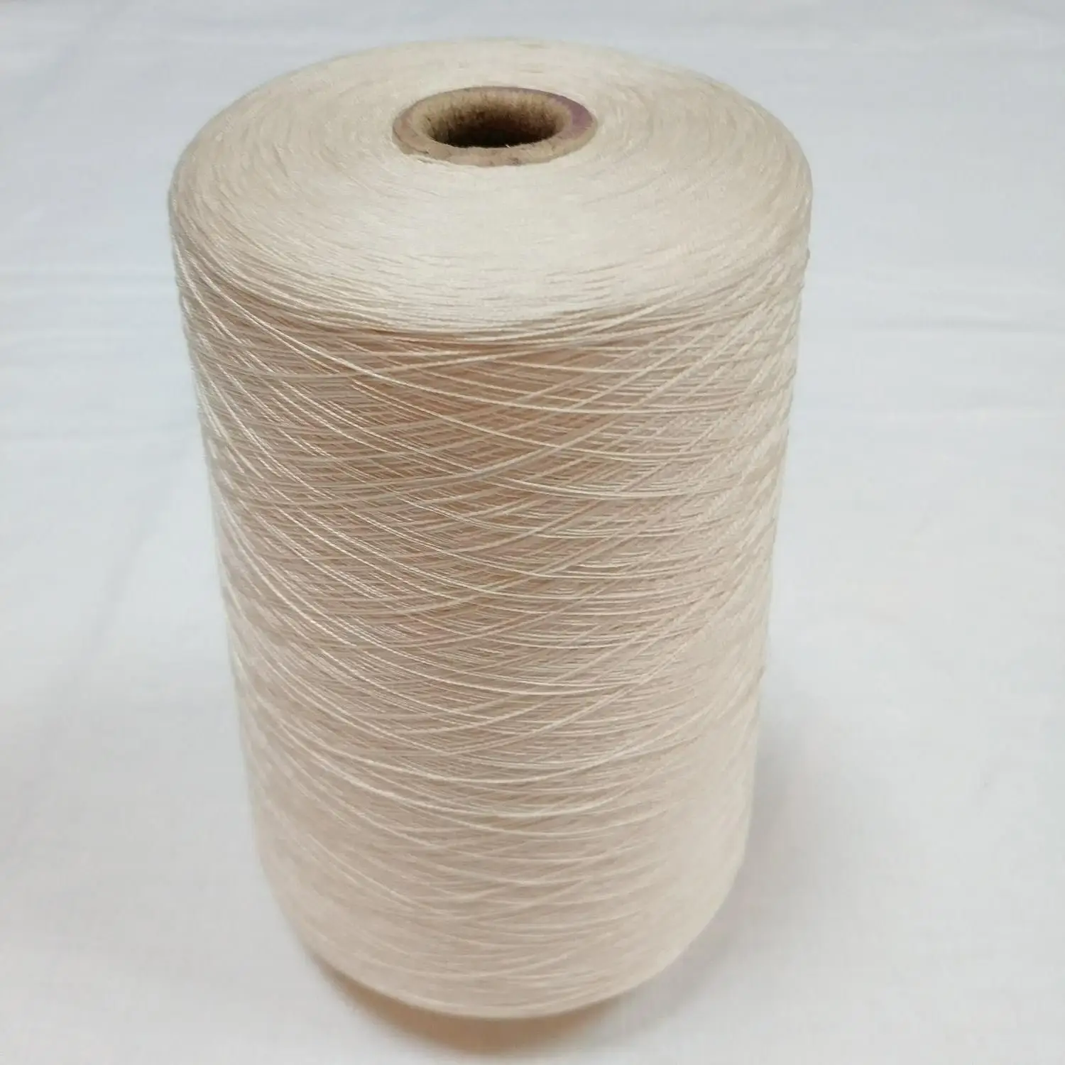 70% Mulberry spun silk yarn 30%cotton ,Hot selling, in stock.2/120Nm.Natural fiber, pollution-free