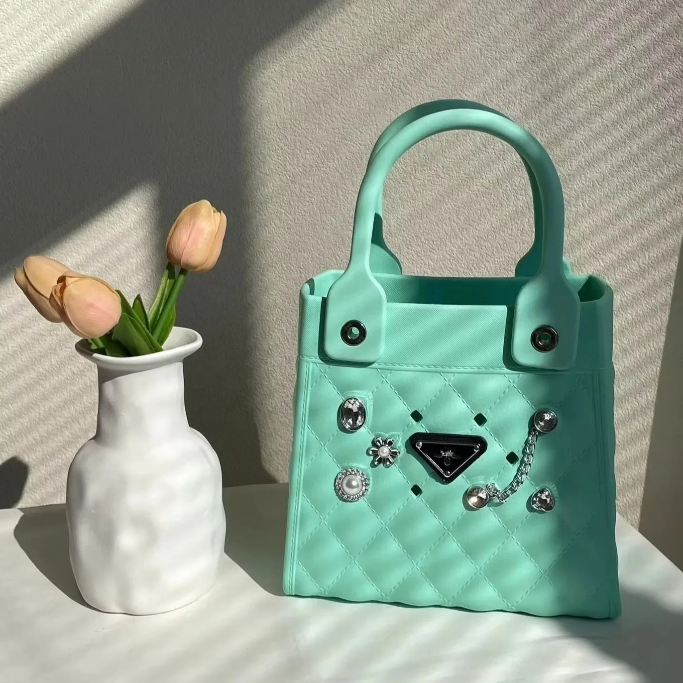 2024 Customized LOGO Fashion Beach Tote EVA Bag Silicone Rubber Handbag Mini Cave Bag Basket Holiday Travel Ladies Handbag