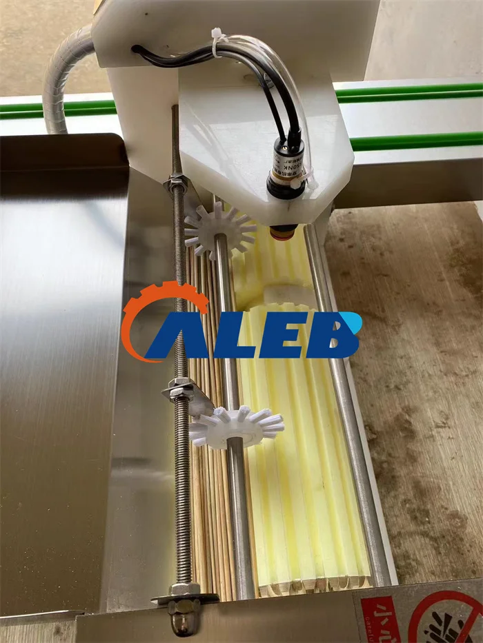 Multifunctional Meat skewer equipment Automatic string threading machine