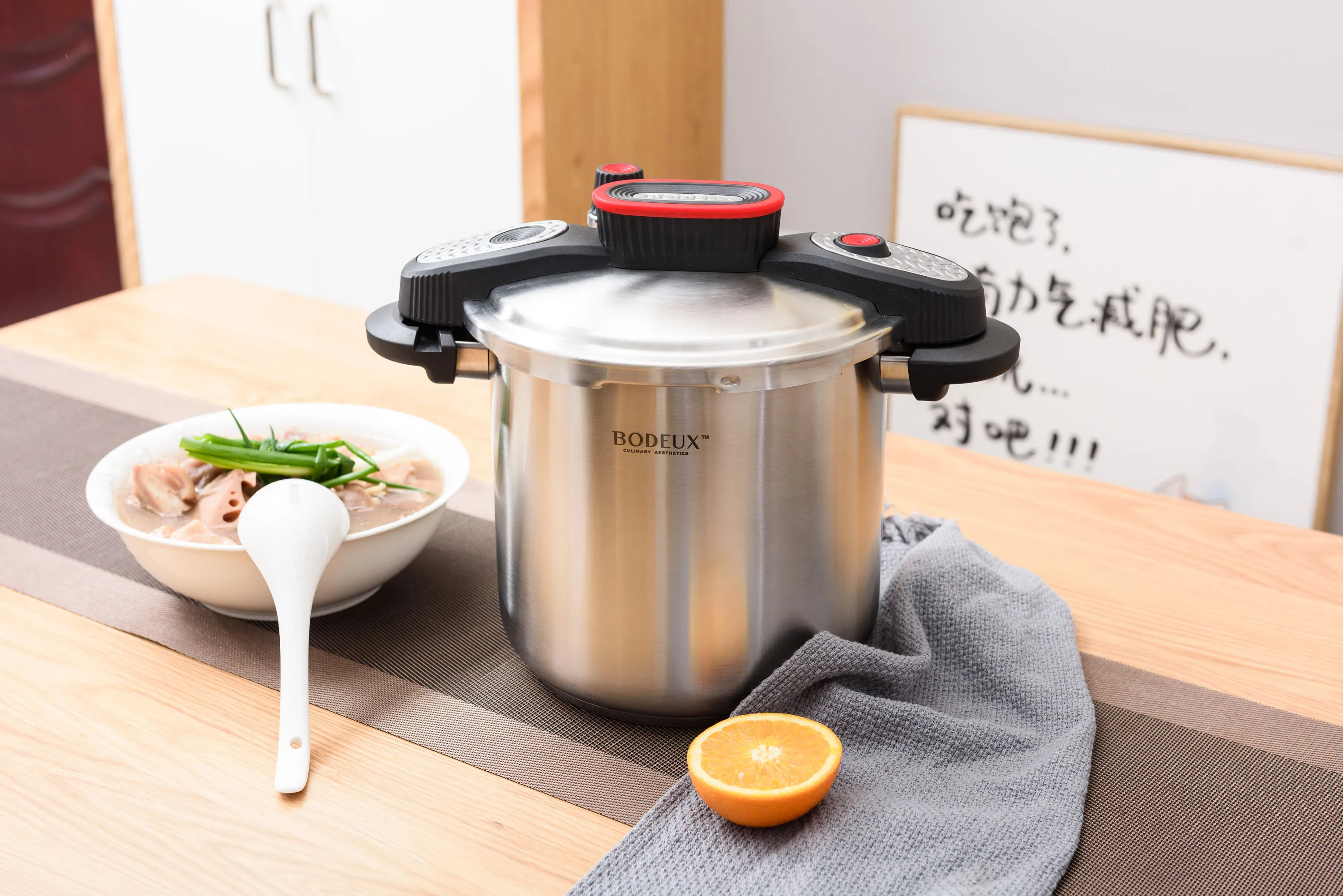 Wholesale  8L Pressure Cooker Stainless Steel Black Bakelite Handle Impact Bottom Pressure Rice Cooker Home use