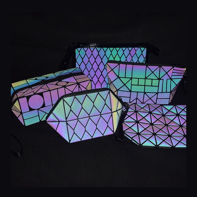 Featured Laser Holographic Luminous Geometric Large Capacity Cosmetic Makeup Bag Pouch for Ladies Women Toiletry Bag