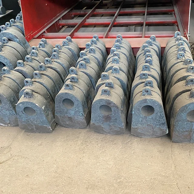 Wear-resistant hammer crusher spare part  hammer head of crusher