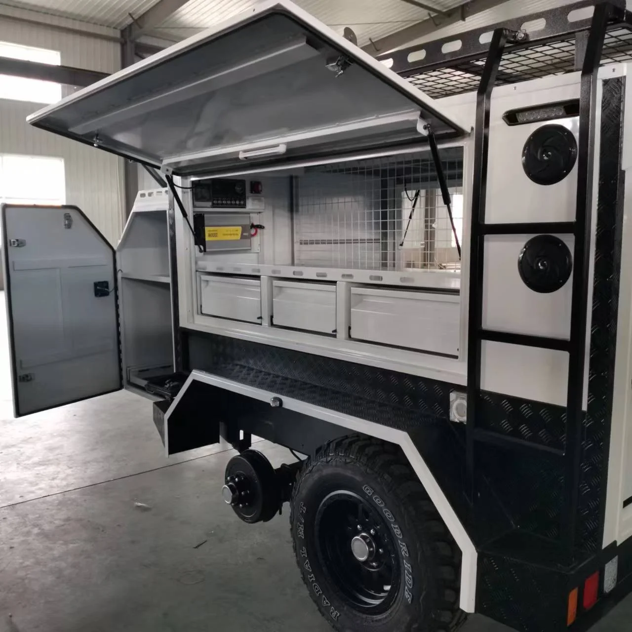 AU standards dual axle builder trailer