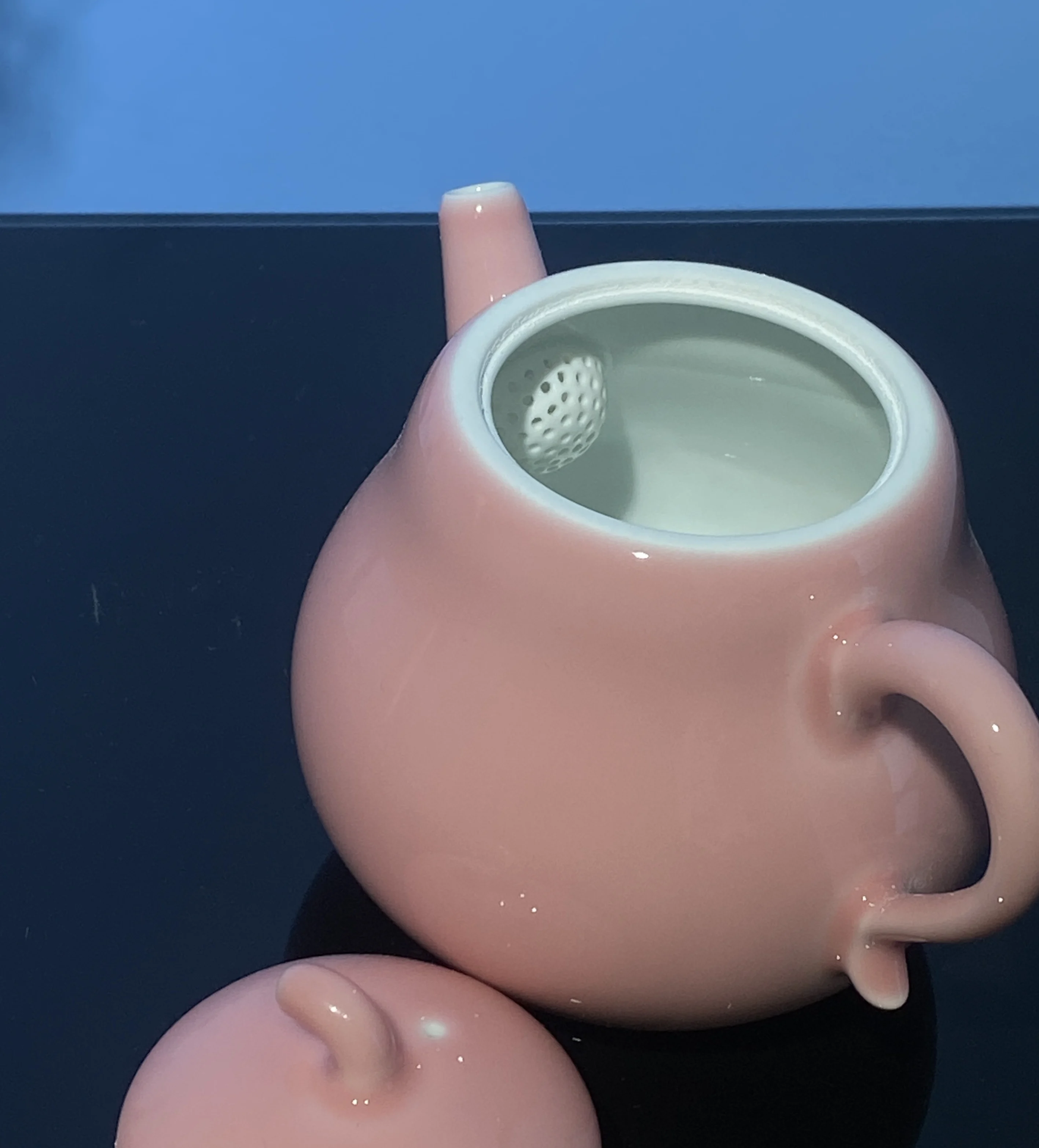 Customize Logo 200ml Pink Ceramic Teapot Elegance Luxury Teapot Porcelain  Pot For Home