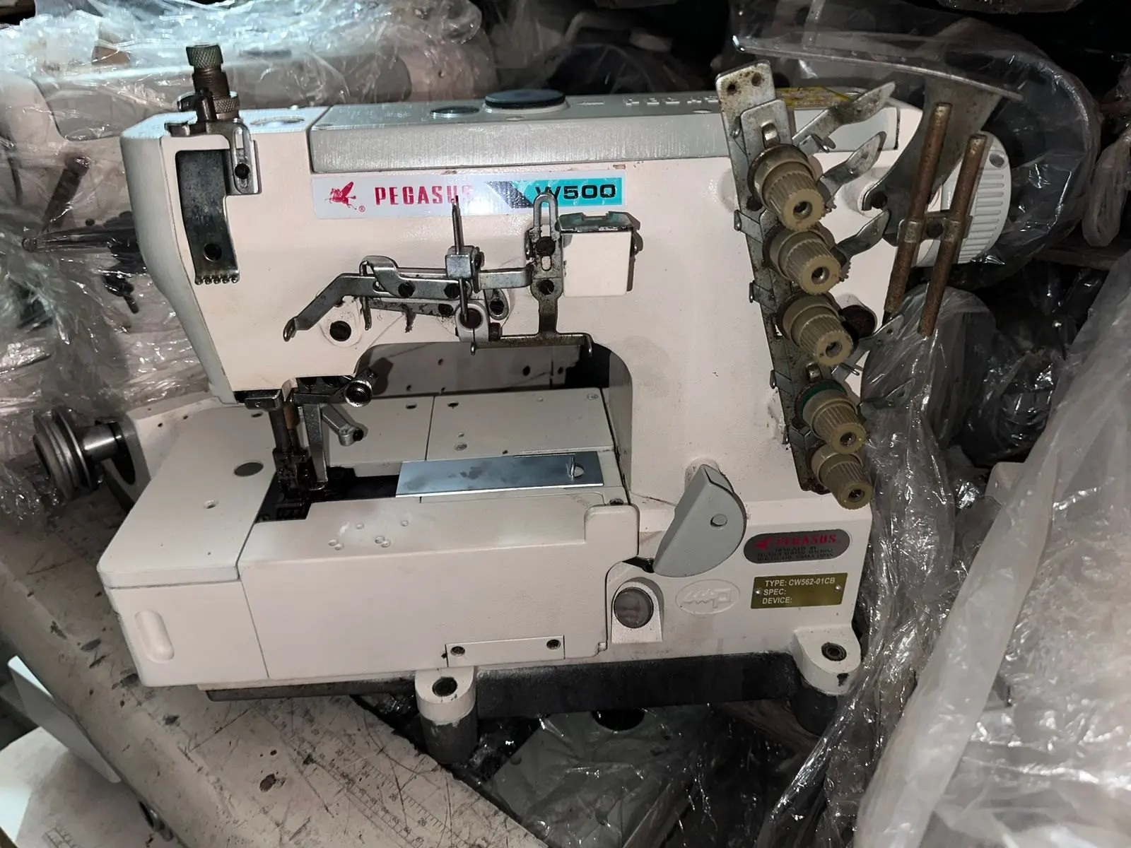 W500 simple and easy operation interlock sewing machine price