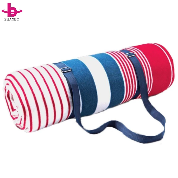 Best Outdoor Mat Waterproof Large Summer Cool Sleeping Disposable Picnic Blanket/Portable Outdoor Shoulder Strap Picnic Blankets