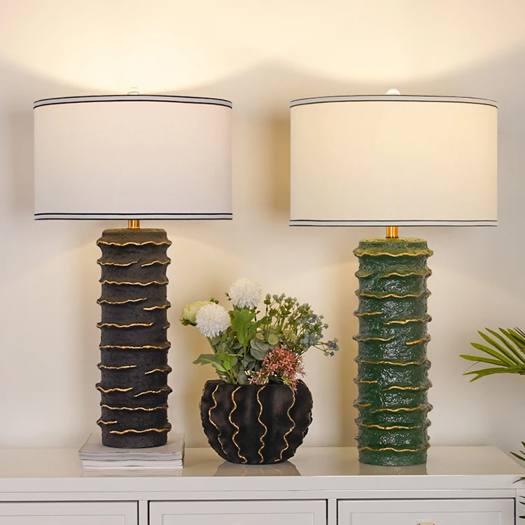 wholesale farmhouse antique resin flower decorative hotel vintage bed side table lamps