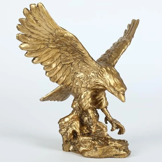 Resin flying wild bird Golden Eagle statue, home decoration statue