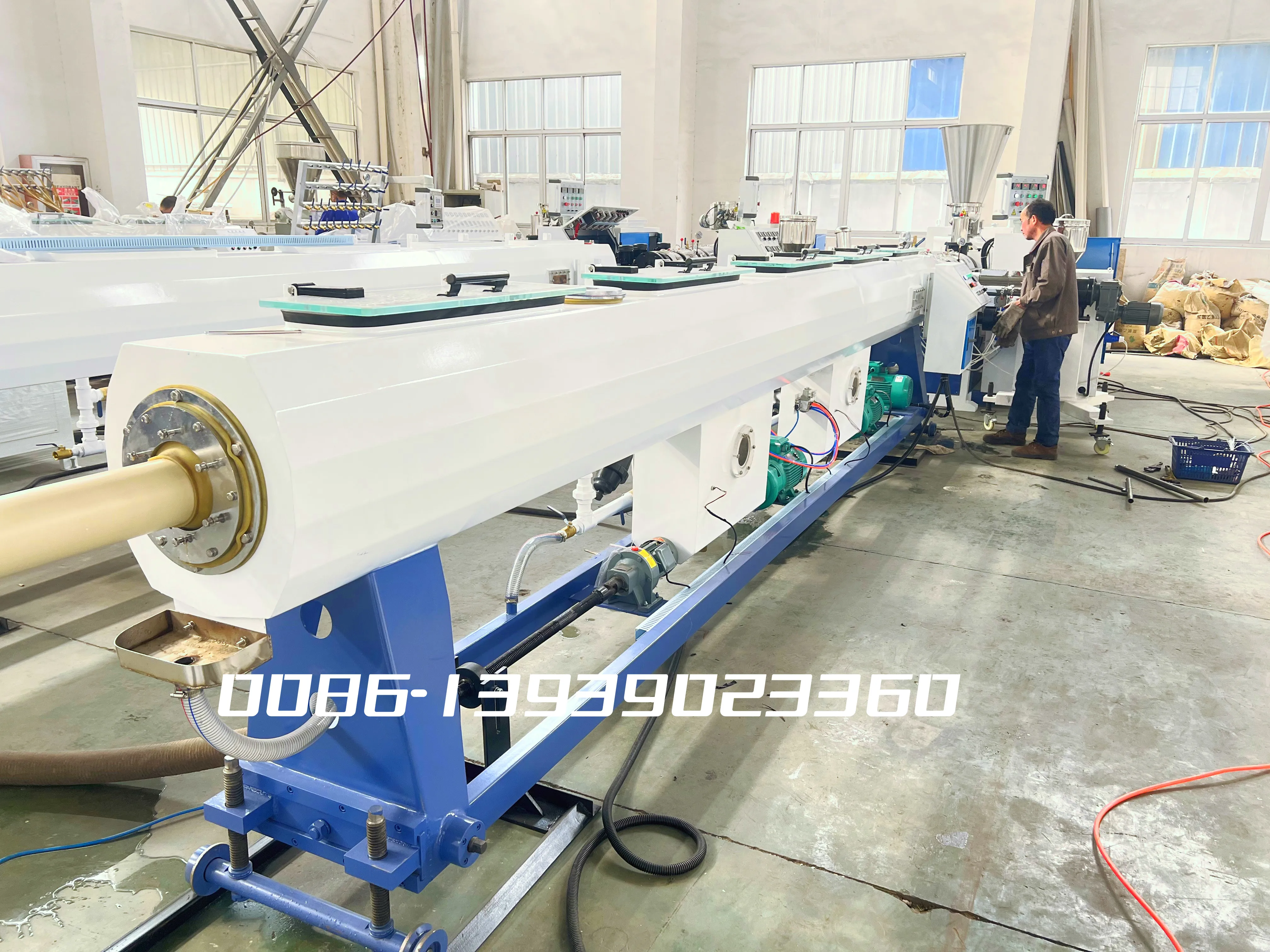 Высокоэффективная пластиковая электрическая труба 16-630 мм машина для производства труб из ПВХ производственная линия экструдера