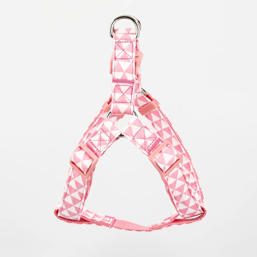 Yellow Pet Harness Chest Dog Harness Pet Strap Harness with matching color accessories