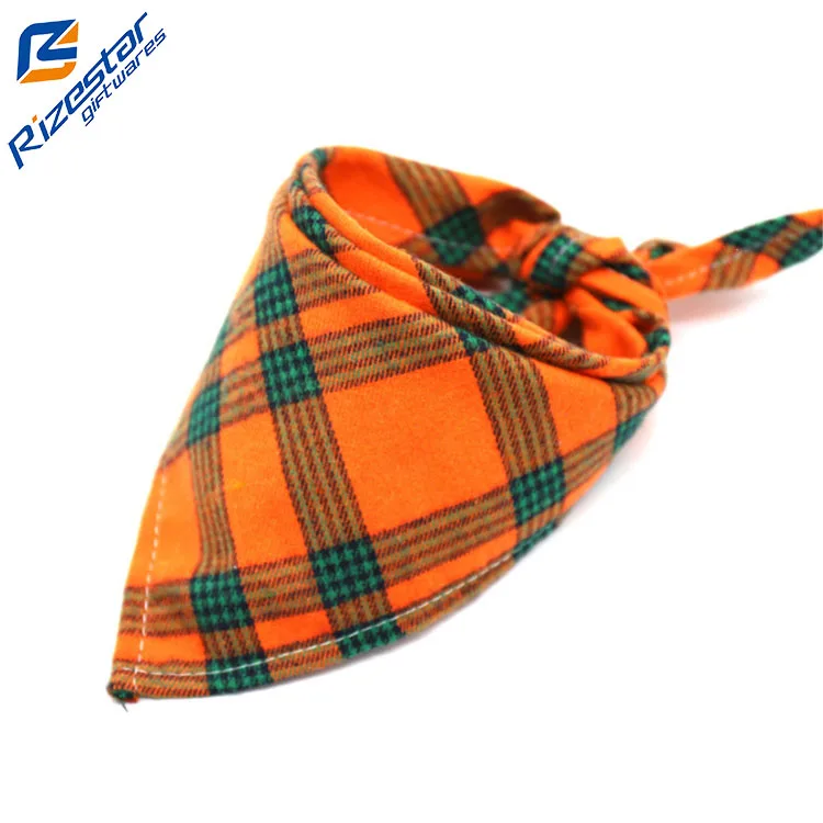 Manufacturer Wholesale Custom Logo Design Plaid Pattern Cotton Pet Accessories Triangle Bandana For Dog