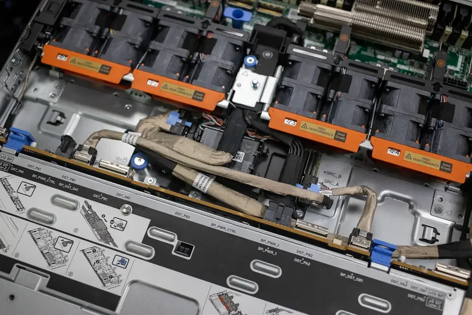 Сервер PowerEdge R660xs Power Edge R660 2u стойка сервер G16 Gen16